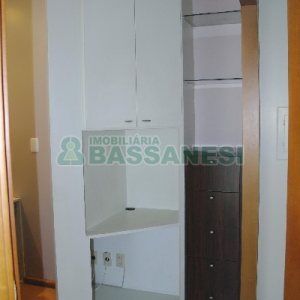 Sala Mobiliada com 52m², 1 vaga, no bairro Centro em Caxias do Sul para Comprar
