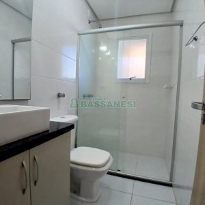 Apto Mobiliado com 37m², 1 dormitório, 1 vaga, no bairro Petrópolis em Caxias do Sul para Alugar