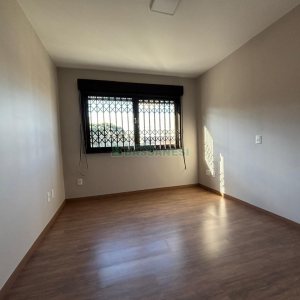 Casa com 156m², 3 dormitórios, 5 vagas, no bairro São Pelegrino em Caxias do Sul para Alugar