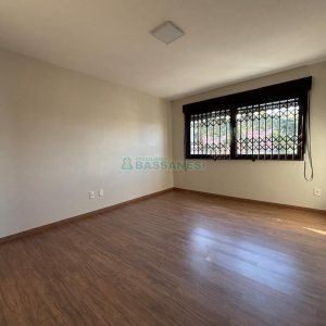 Casa com 156m², 3 dormitórios, 5 vagas, no bairro São Pelegrino em Caxias do Sul para Alugar