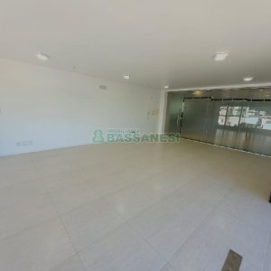 Sala com 53m², 1 vaga, no bairro Centro em Caxias do Sul para Comprar