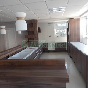 Sala com 53m², 1 vaga, no bairro Centro em Caxias do Sul para Comprar