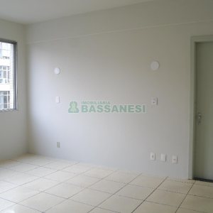 Sala com 42m², no bairro Centro em Caxias do Sul para Alugar