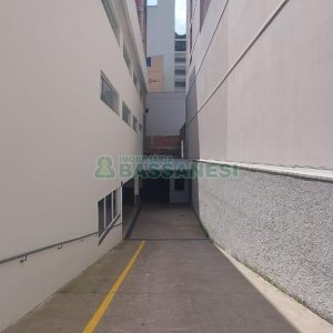 Estacionamento com 100m², no bairro São Pelegrino em Caxias do Sul para Alugar