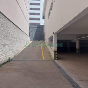 Estacionamento com 100m², no bairro São Pelegrino em Caxias do Sul para Alugar