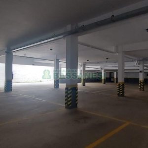 Estacionamento com 100m², no bairro São Pelegrino em Caxias do Sul para Alugar