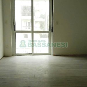Apartamento com 115m², 3 dormitórios, 2 vagas, no bairro Marechal Floriano em Caxias do Sul para Comprar