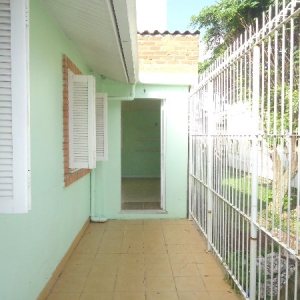 Casa com 50m², 2 dormitórios, no bairro Santa Catarina em Caxias do Sul para Comprar