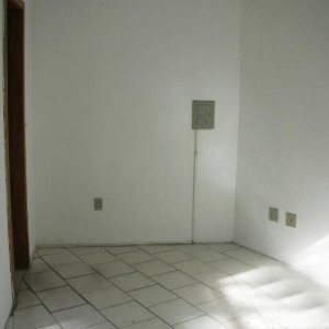 Sala com 18m², no bairro Centro em Caxias do Sul para Alugar