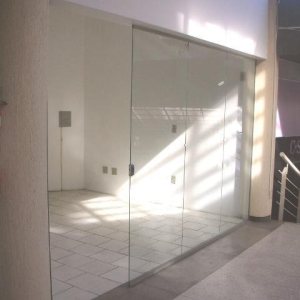 Sala com 18m², no bairro Centro em Caxias do Sul para Alugar