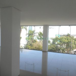Sala com 92m², no bairro Madureira em Caxias do Sul para Comprar
