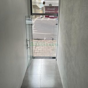 Pavilhão com 620m², no bairro Exposição em Caxias do Sul para Alugar