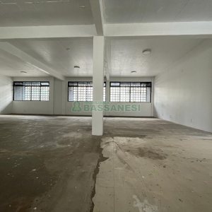 Pavilhão com 620m², no bairro Exposição em Caxias do Sul para Alugar