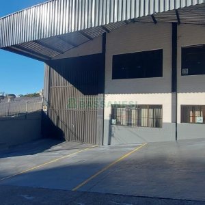 Pavilhão com 280m², no bairro Santa Catarina em Caxias do Sul para Alugar