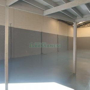 Pavilhão com 280m², no bairro Santa Catarina em Caxias do Sul para Alugar