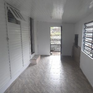 Casa com 75m², 3 dormitórios, no bairro Panazzolo em Caxias do Sul para Alugar