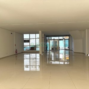 Loja com 230m², no bairro Exposição em Caxias do Sul para Alugar
