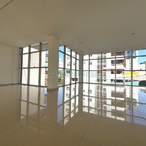 Loja com 230m², no bairro Exposição em Caxias do Sul para Alugar