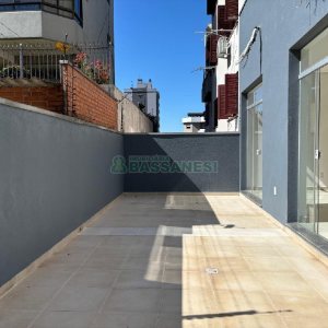 Loja com 230m², no bairro Exposição em Caxias do Sul para Alugar