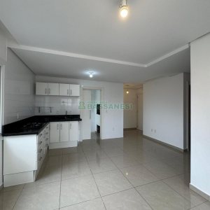 Apartamento com 64m², 2 dormitórios, 2 vagas, no bairro Panazzolo em Caxias do Sul para Comprar