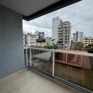 Apartamento com 64m², 2 dormitórios, 2 vagas, no bairro Panazzolo em Caxias do Sul para Comprar