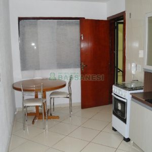 Apartamento com 38m², 1 dormitório, 1 vaga, no bairro Sagrada Família em Caxias do Sul para Alugar