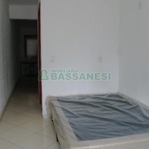 Apartamento com 38m², 1 dormitório, 1 vaga, no bairro Sagrada Família em Caxias do Sul para Alugar
