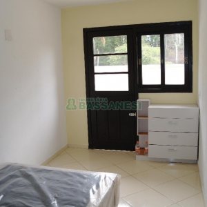 Apartamento com 38m², 1 dormitório, 1 vaga, no bairro Sagrada Família em Caxias do Sul para Alugar