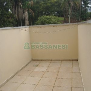 Apartamento com 38m², 1 dormitório, 1 vaga, no bairro Sagrada Família em Caxias do Sul para Alugar