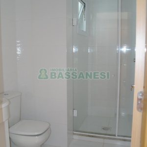 Apartamento com 85m², 2 dormitórios, 2 vagas, no bairro Sagrada Família em Caxias do Sul para Comprar