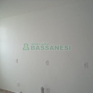 Apartamento com 54m², 2 dormitórios, 1 vaga, no bairro De Lazzer em Caxias do Sul para Alugar