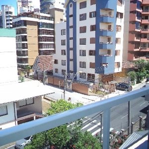 Kitinete Mobiliado com 30m², 1 dormitório, no bairro São Pelegrino em Caxias do Sul para Alugar