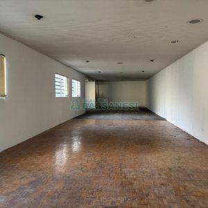 Loja com 120m², no bairro Centro em Caxias do Sul para Alugar