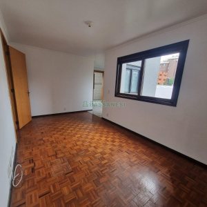 Apartamento com 90m², 3 dormitórios, 1 vaga, no bairro Medianeira em Caxias do Sul para Alugar