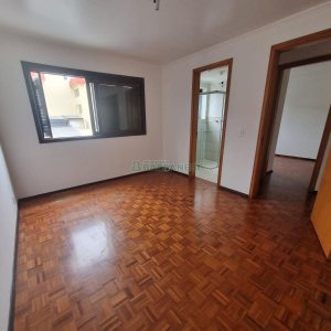 Apartamento com 90m², 3 dormitórios, 1 vaga, no bairro Medianeira em Caxias do Sul para Alugar