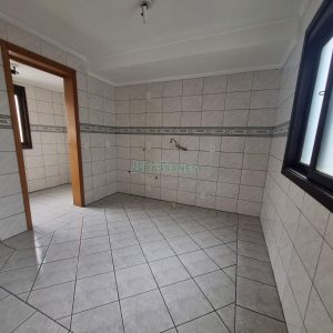 Apartamento com 90m², 3 dormitórios, 1 vaga, no bairro Medianeira em Caxias do Sul para Alugar