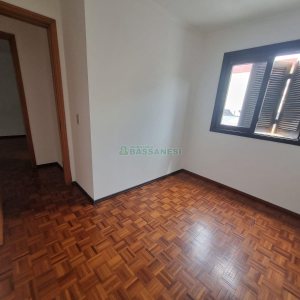Apartamento com 90m², 3 dormitórios, 1 vaga, no bairro Medianeira em Caxias do Sul para Alugar