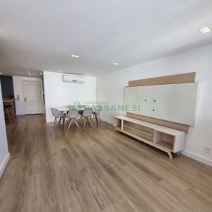 Apartamento com 126m², 3 dormitórios, 2 vagas, no bairro São Pelegrino em Caxias do Sul para Alugar ou Comprar