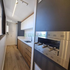 Apartamento com 126m², 3 dormitórios, 2 vagas, no bairro São Pelegrino em Caxias do Sul para Alugar ou Comprar