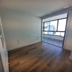 Apartamento com 126m², 3 dormitórios, 2 vagas, no bairro São Pelegrino em Caxias do Sul para Alugar ou Comprar