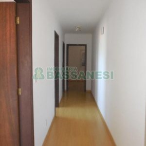 Apartamento com 90m², 2 dormitórios, 1 vaga, no bairro Sanvitto em Caxias do Sul para Comprar