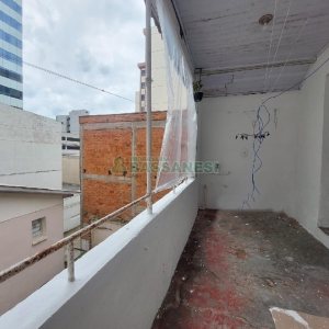 Apartamento com 135m², 3 dormitórios, no bairro Centro em Caxias do Sul para Alugar
