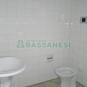 Sala com 20m², no bairro Centro em Caxias do Sul para Alugar