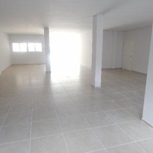 Loja com 198m², 2 vagas, no bairro Villagio Iguatemi em Caxias do Sul para Alugar