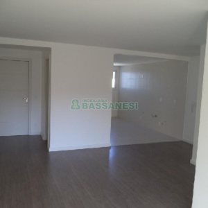 Apartamento com 97m², 2 dormitórios, 2 vagas, no bairro Panazzolo em Caxias do Sul para Comprar