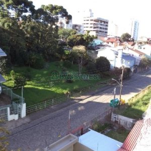 Apartamento com 97m², 2 dormitórios, 2 vagas, no bairro Panazzolo em Caxias do Sul para Comprar