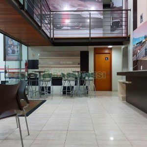 Pavilhão com 640m², no bairro Santa Catarina em Caxias do Sul para Alugar