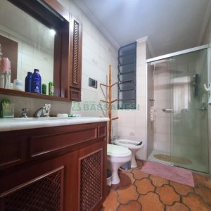 Apartamento com 112m², 3 dormitórios, 1 vaga, no bairro Centro em Caxias do Sul para Comprar