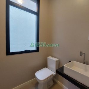 Loja com 130m², no bairro Centro em Caxias do Sul para Alugar