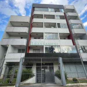 Kitinete com 21m², 1 dormitório, no bairro Centro em Caxias do Sul para Comprar